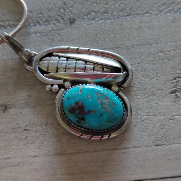 Vintage Native American Navajo Turquoise Pendant Wilson Padilla - Picture 5 of 10